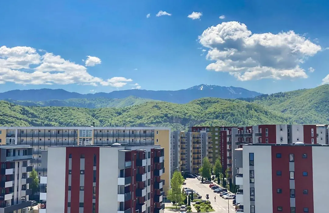 Sunlit Modern Apartment With Fast Wifi Self Check In Free Parking-1